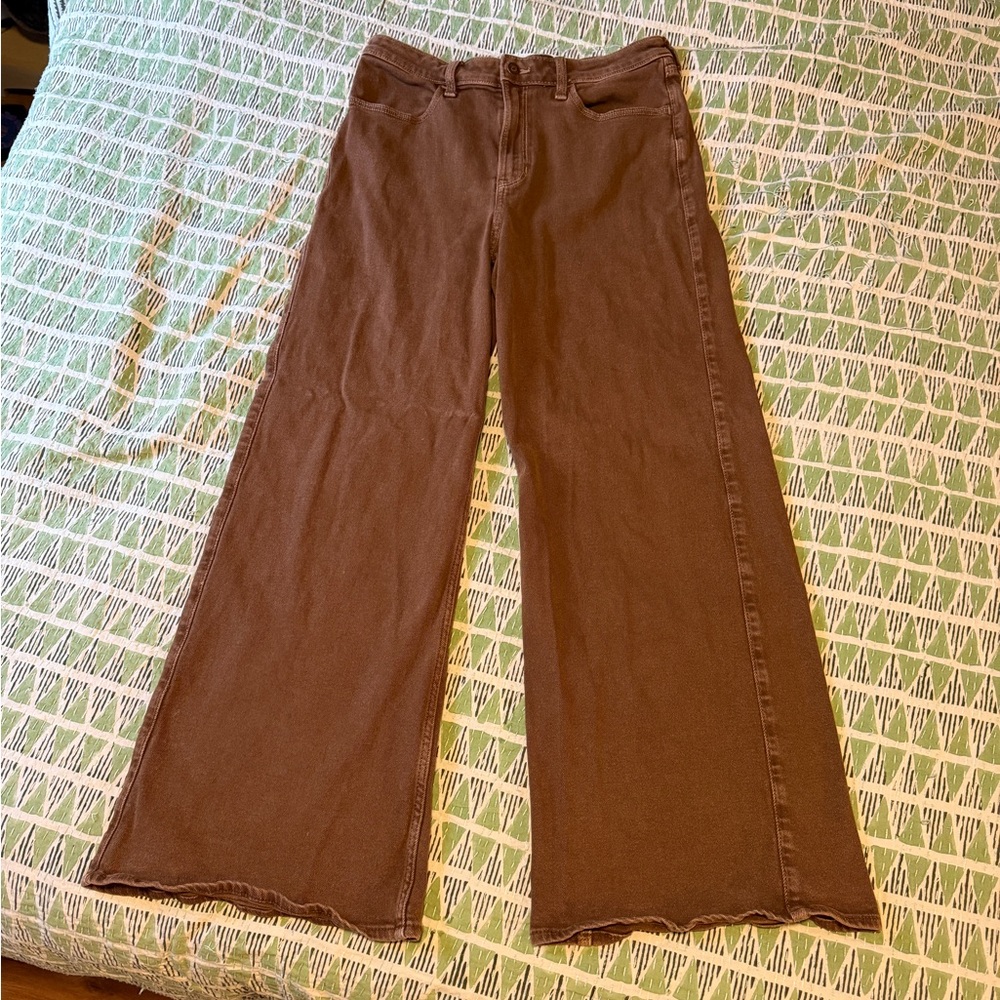 Hollister brown ultra high-rise wide leg jeans, size 8 / 29 regular